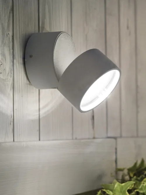 Lampada da esterno Omega di Ideal Lux