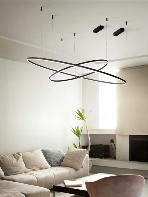Lampada a sospensione Oracle Slim costituita da una montatura sottile in alluminio verniciato e diffusore opale in policarbonato di Ideal Lux