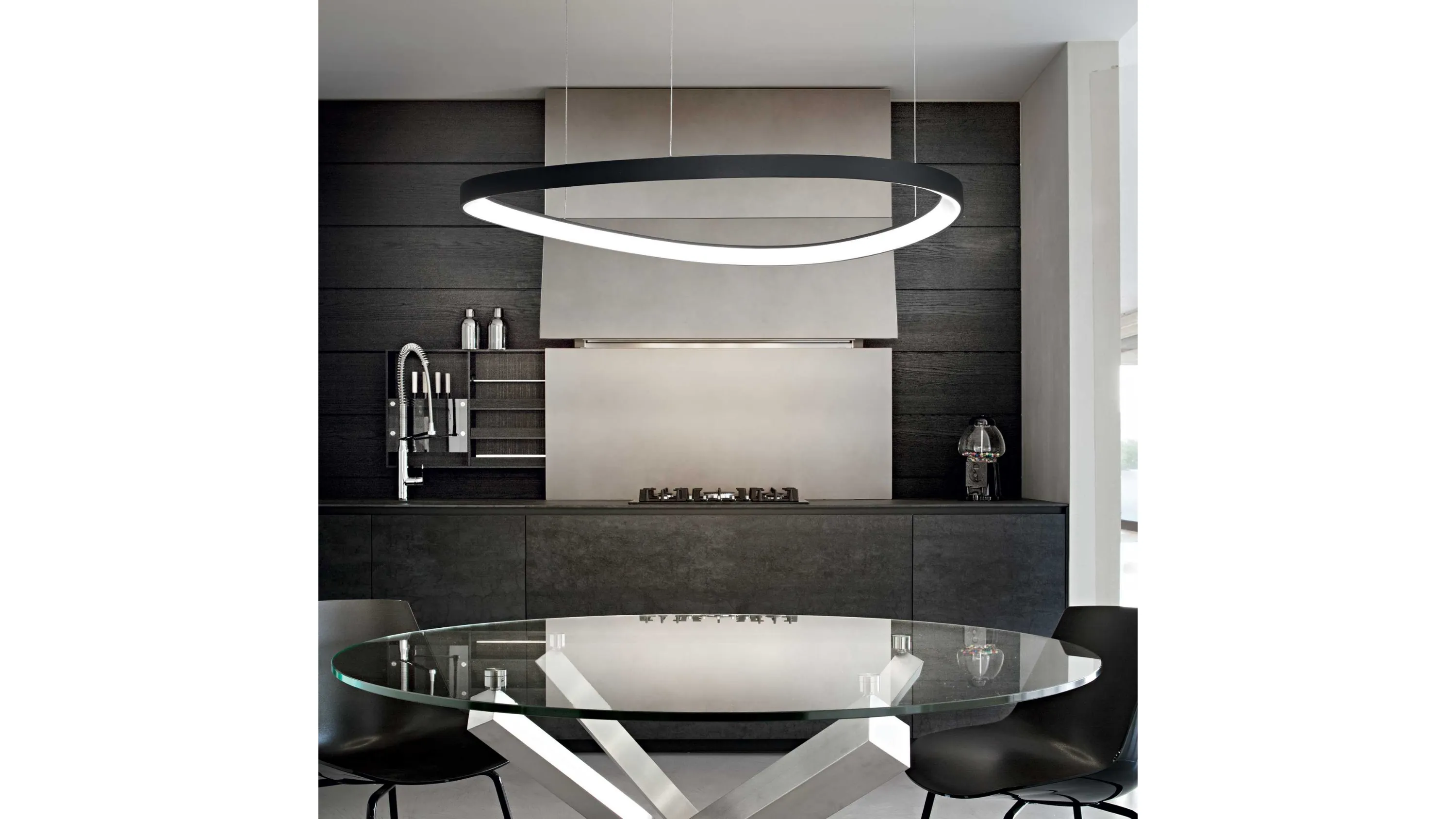 Lampada a sospensione Gemini in metallo con diffusore in policarbonato opale di Ideal Lux