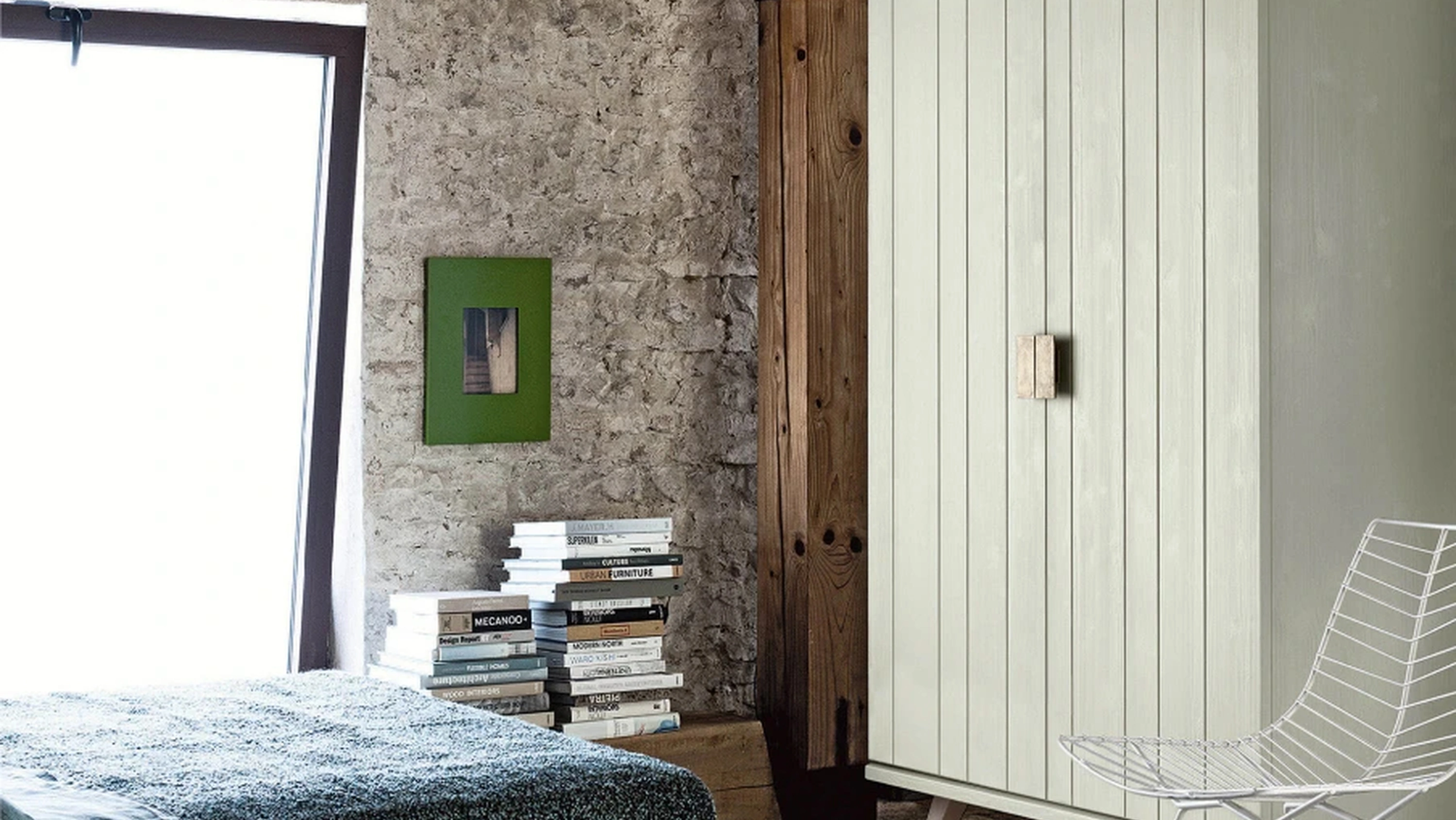 Armadio in legno ad ante battenti KAR di Scandola