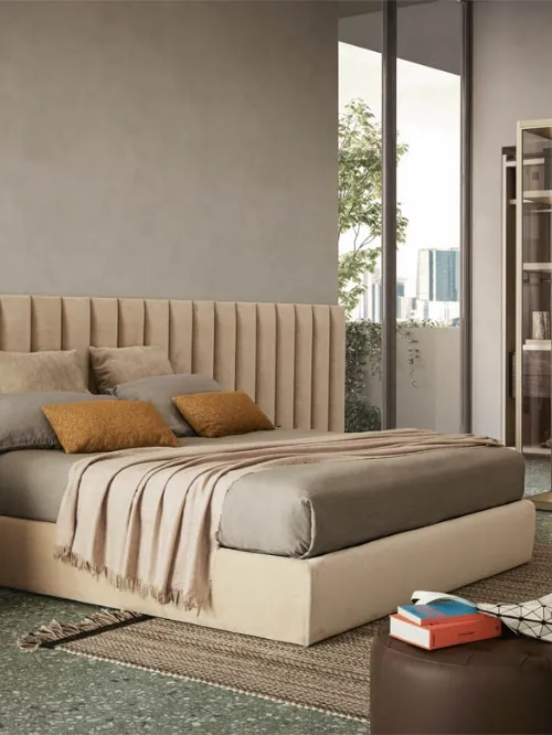 Letto Sommier in tessuto con Boiserie imbottita e trapuntata Soft di Pianca