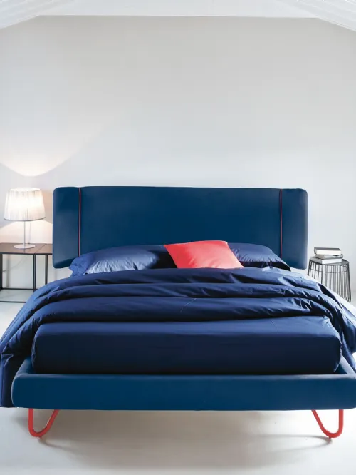 Letto in tessuto imbottito Hug 02 di Noctis