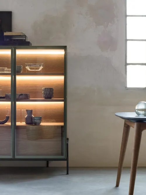 Madia Alta Belt 01 in vetro e legno di Novamobili