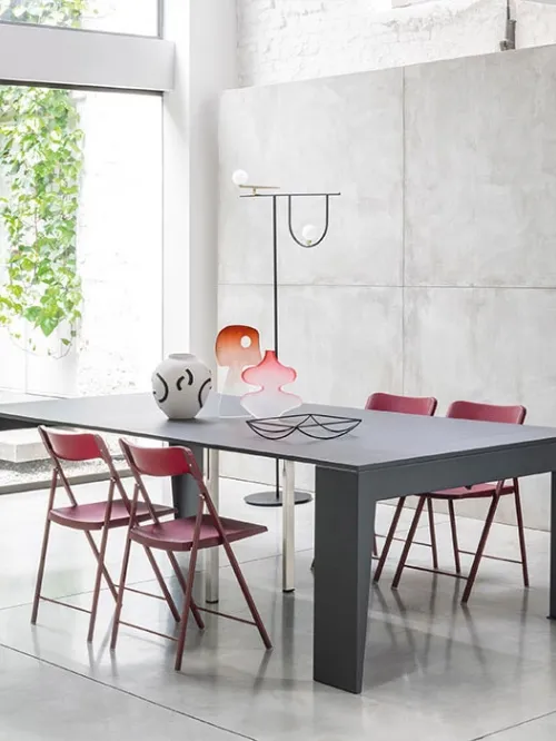 Tavolo consolle allungabile Plus XL in laminato e metallo di Sedie Brianza