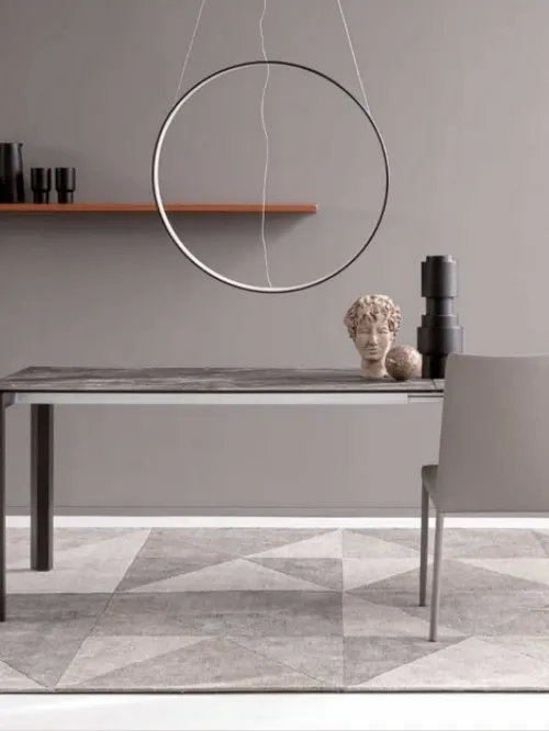 Tavolo allungabile Absolute Up in HPL finitura marmo con struttura in alluminio di Sedie Brianza