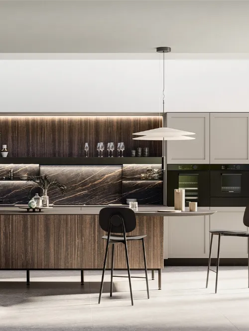 Cucina Moderna con isola Alma 03 in pet e laminato di Arredo3