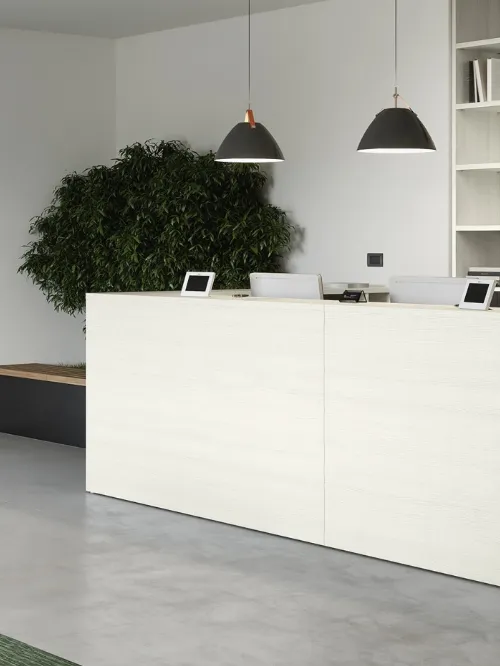 Bancone Reception 14A in melaminico Olmo Shade di Cinquanta3